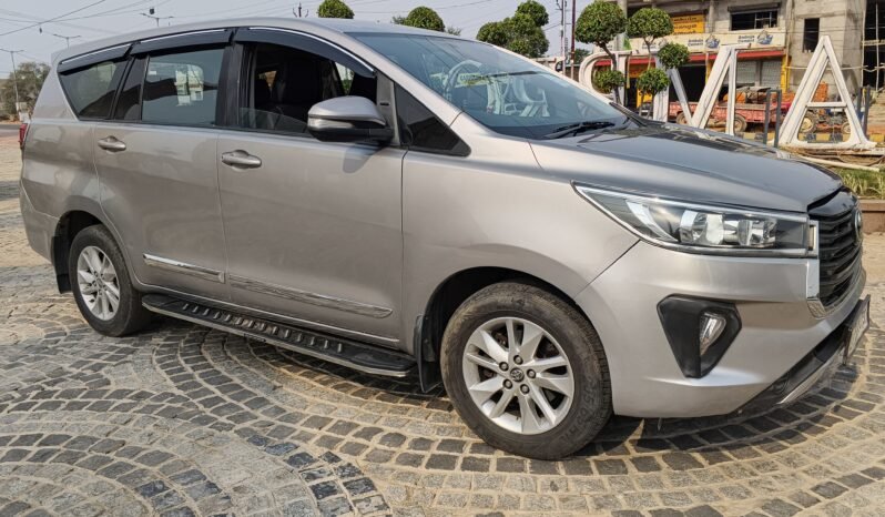 
								INNOVA CRYSTA (G) full									