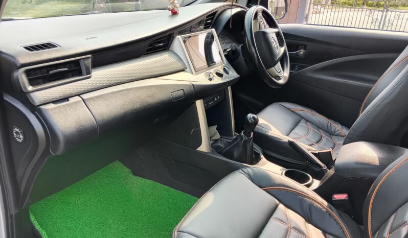 
								INNOVA CRYSTA (G) full									