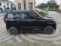 
										TUV300   T10 full									