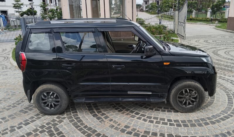 
								TUV300   T10 full									