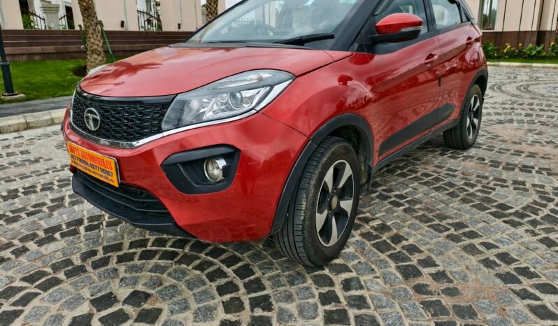 
								TATA NEXON XZ+ full									