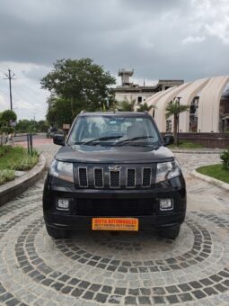 TUV300   T10