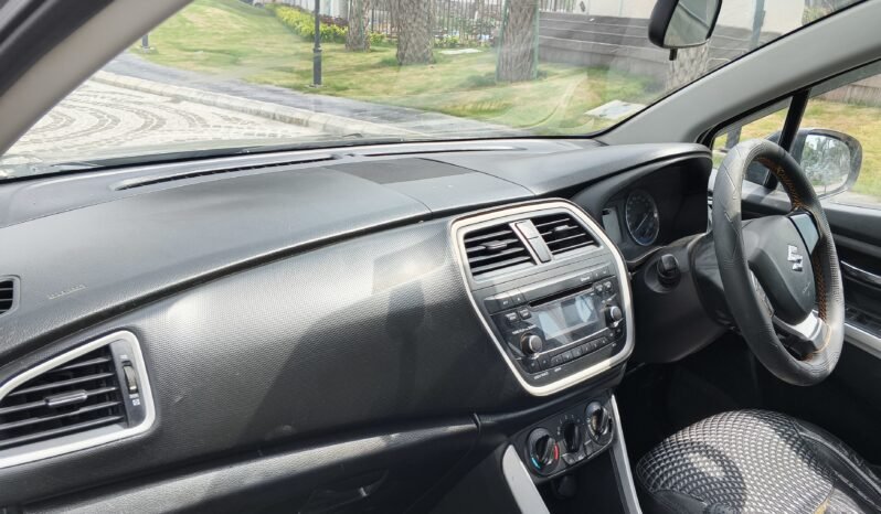 
								S-CROSS full									