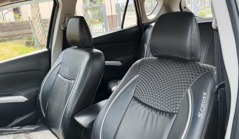 
								S-CROSS full									