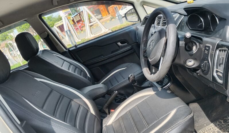 
								TATA HEXA full									
