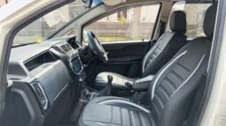 
										TATA HEXA full									