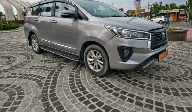 
								INNOVA CRYSTA (G) full									