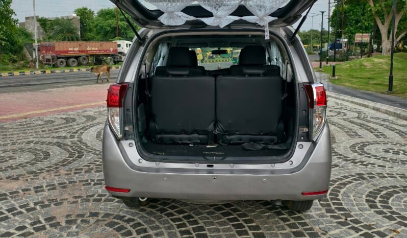 
								INNOVA CRYSTA (G) full									