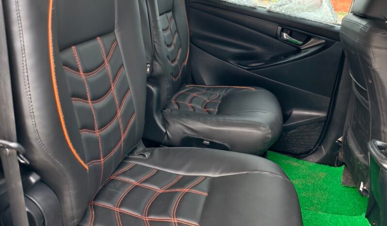 
								INNOVA CRYSTA (G) full									
