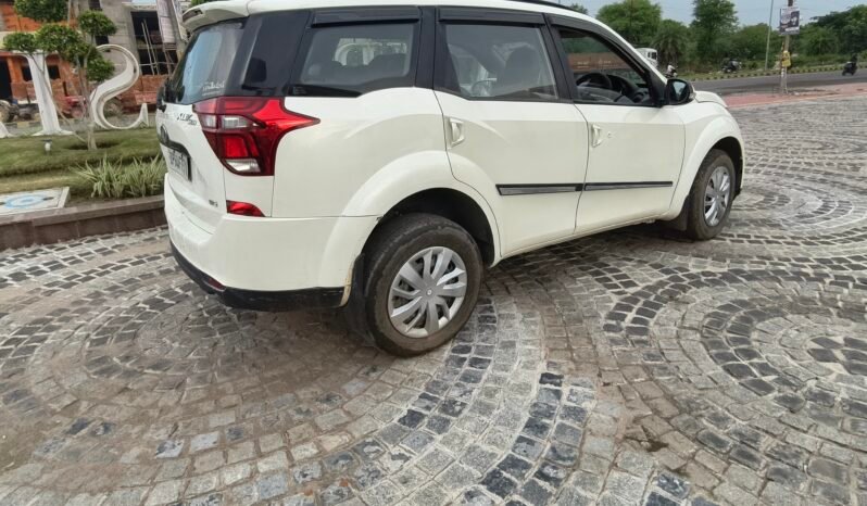 
								XUV500 W5 full									