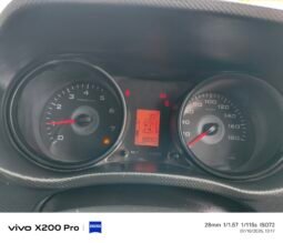 
										TUV300 T6 full									