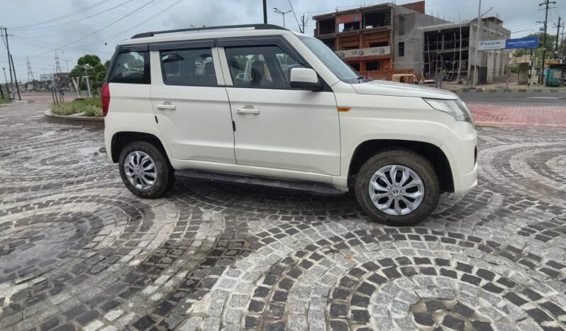 
								TUV300 T6 full									