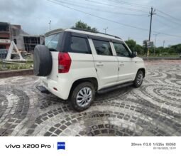 
										TUV300 T6 full									