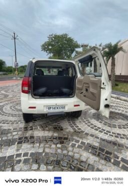 
										TUV300 T6 full									