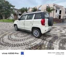 
										TUV300 T6 full									