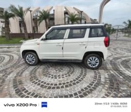 
										TUV300 T6 full									