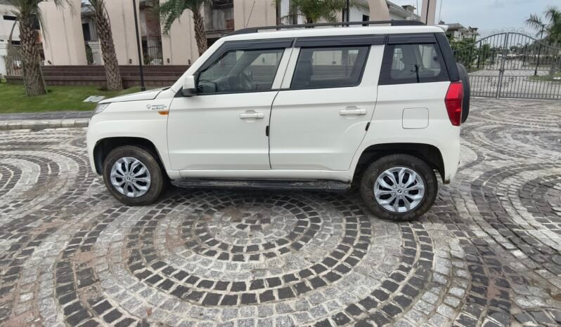 
								TUV300 T6 full									