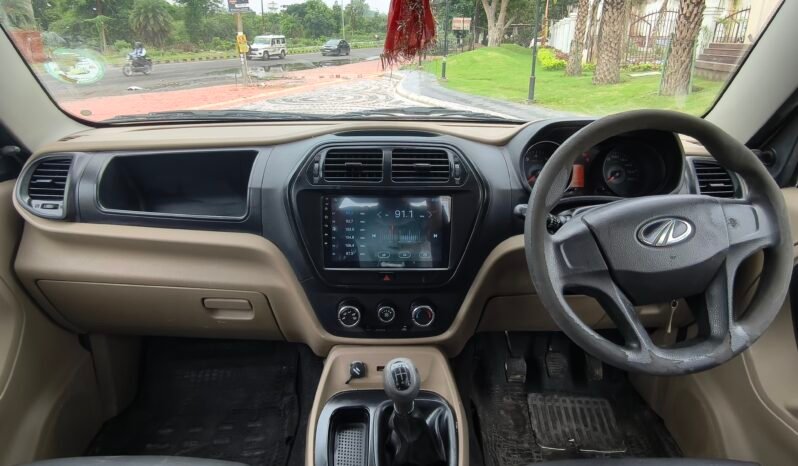 
								TUV300 T6 full									