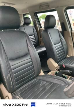 
										TUV300 T6 full									
