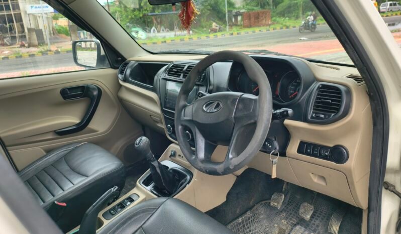 
								TUV300 T6 full									