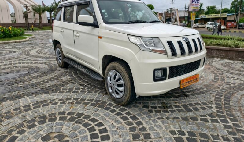 
								TUV300 T6 full									