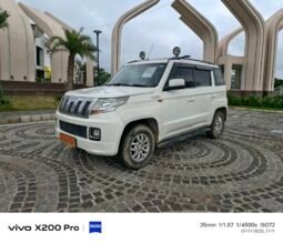 
										TUV300 T8 full									