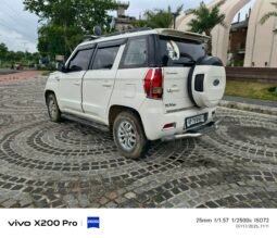 
										TUV300 T8 full									