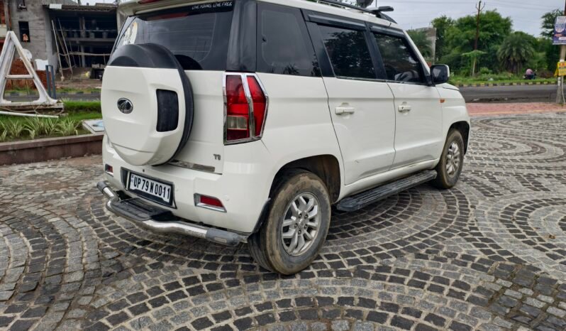 
								TUV300 T8 full									