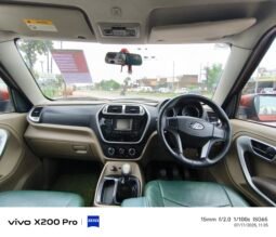 
										TUV300 full									