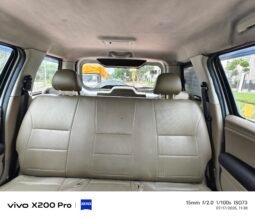 
										TUV300 T8 full									