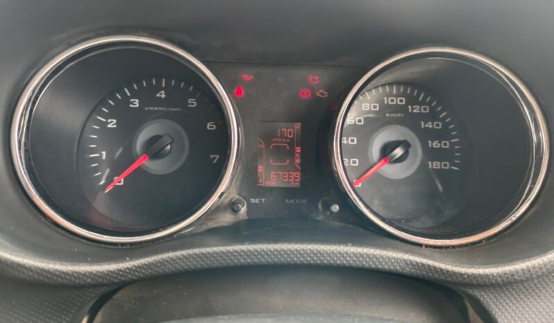 
								TUV300 T8 full									
