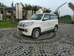 
										TUV300 full									