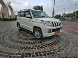
										TUV300 full									