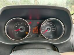 
										TUV300 full									