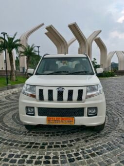 TUV300