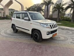 
										TUV300 full									