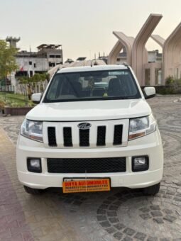 TUV300