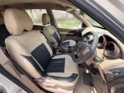 
										XUV500 W6 full									