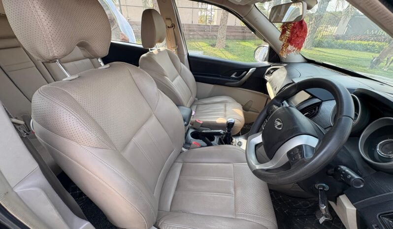 
								xuv500 w6 full									