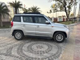 
										TUV300 full									