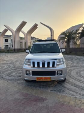 TUV300