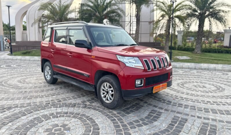 
								TUV300 full									