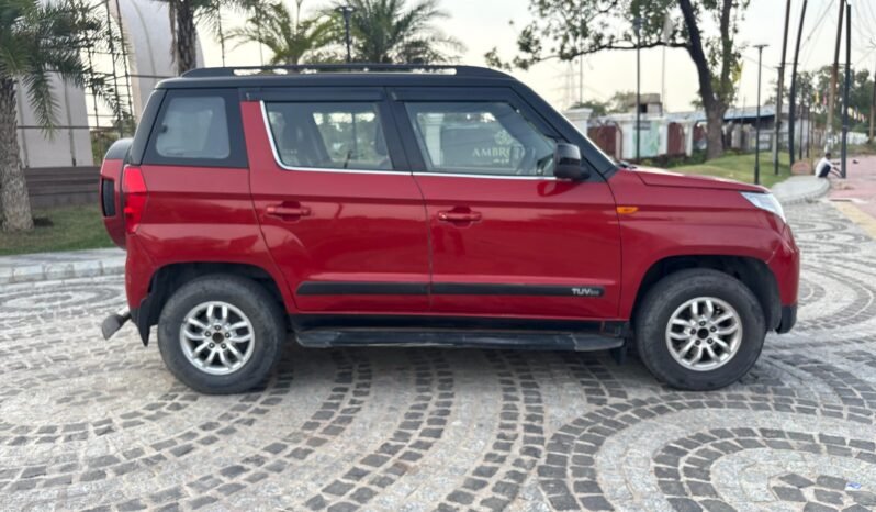 
								TUV300 full									