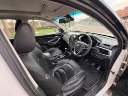 
										MG HECTOR full									